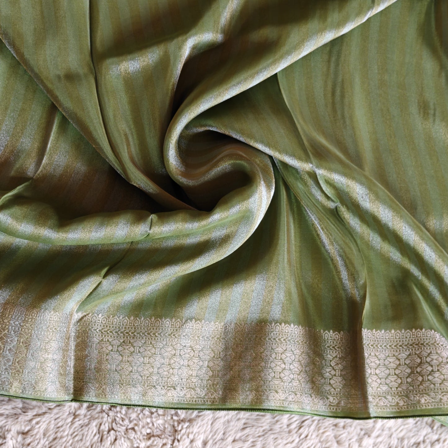 Pastel green viscose tissue border saree