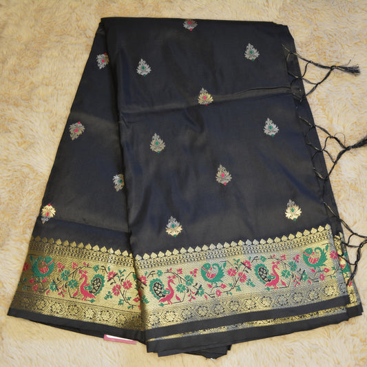 Black semi paithani silk saree