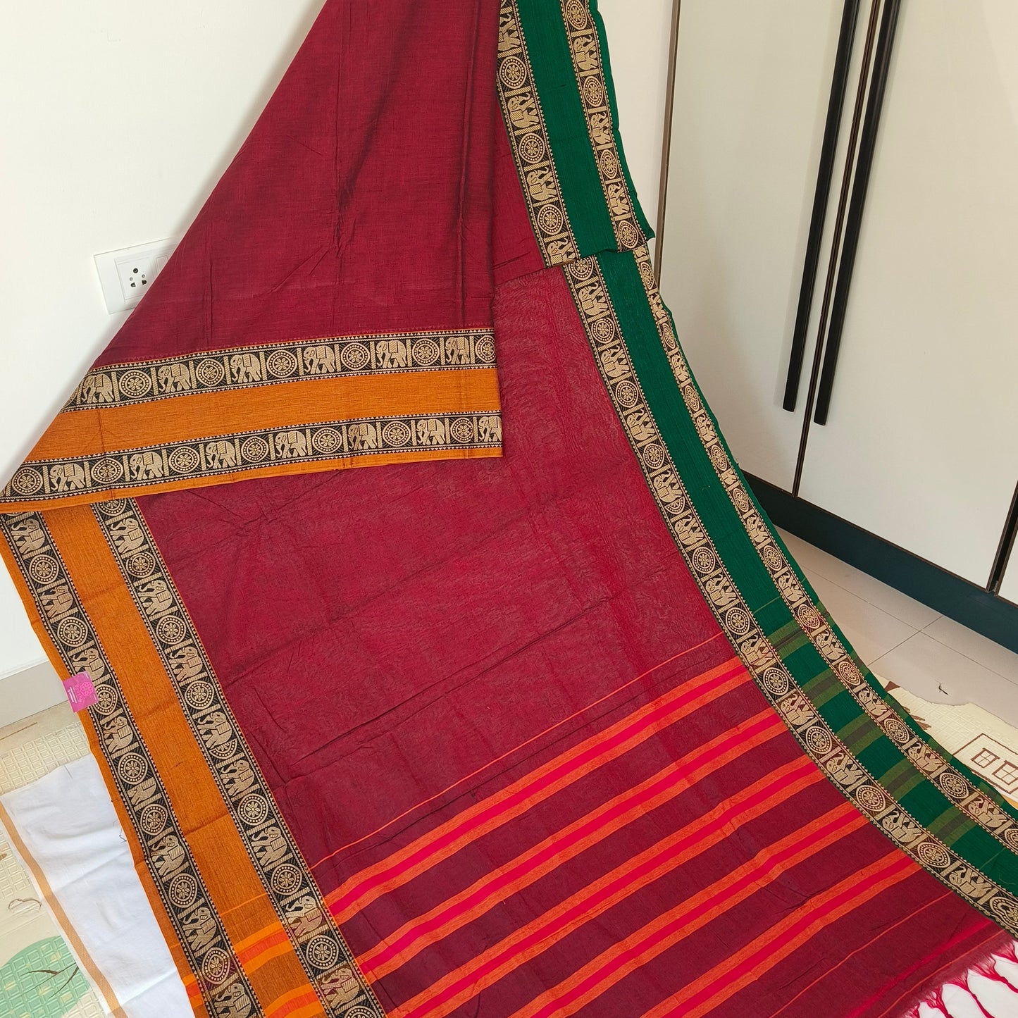 Maroon pure handloom narayanpet ganga jamuna border cotton saree