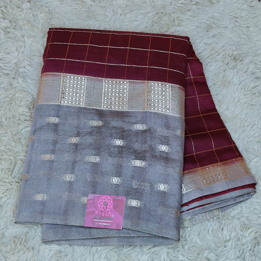 Maroon muslin saree with checks