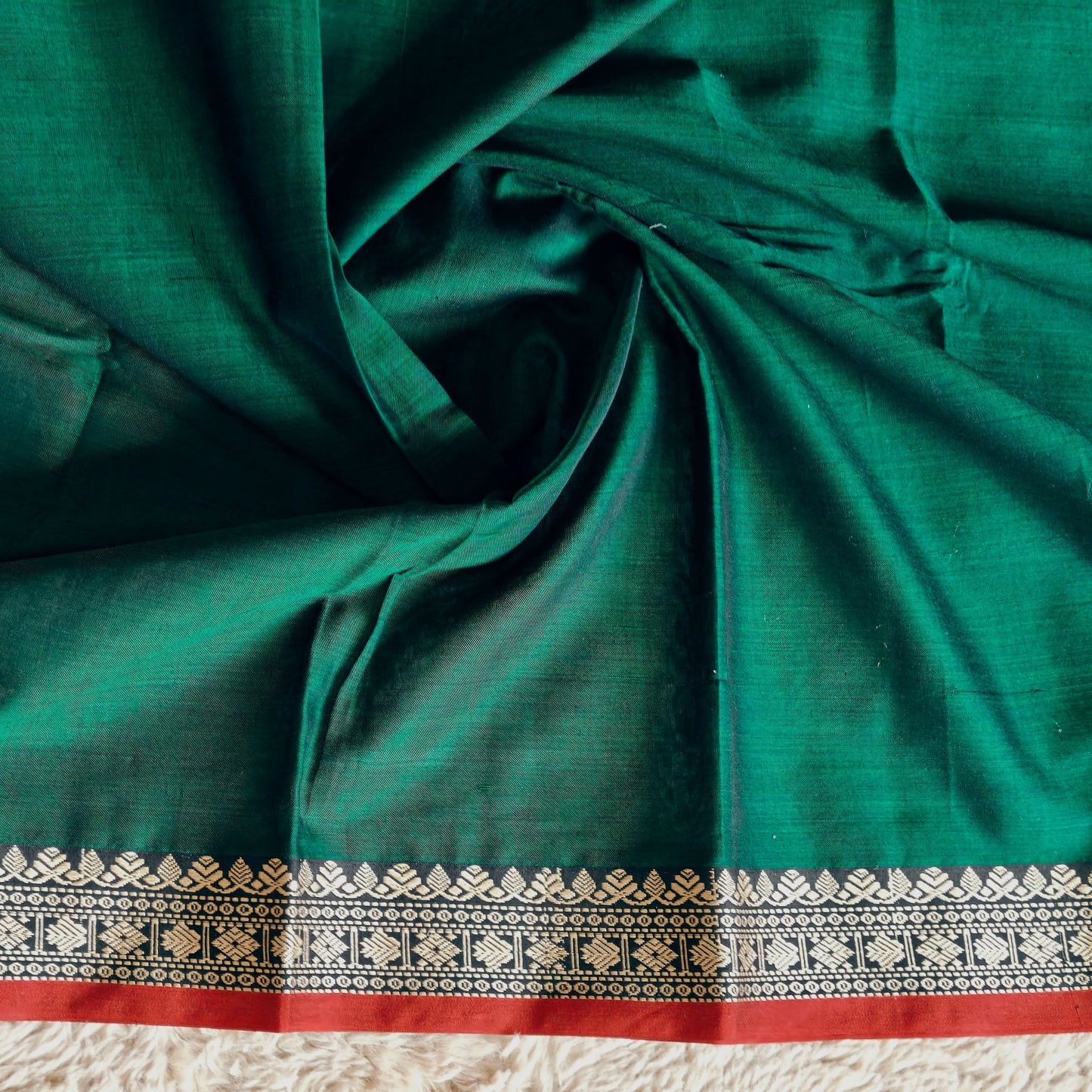Dark green narayanpet cotton kalasa border saree