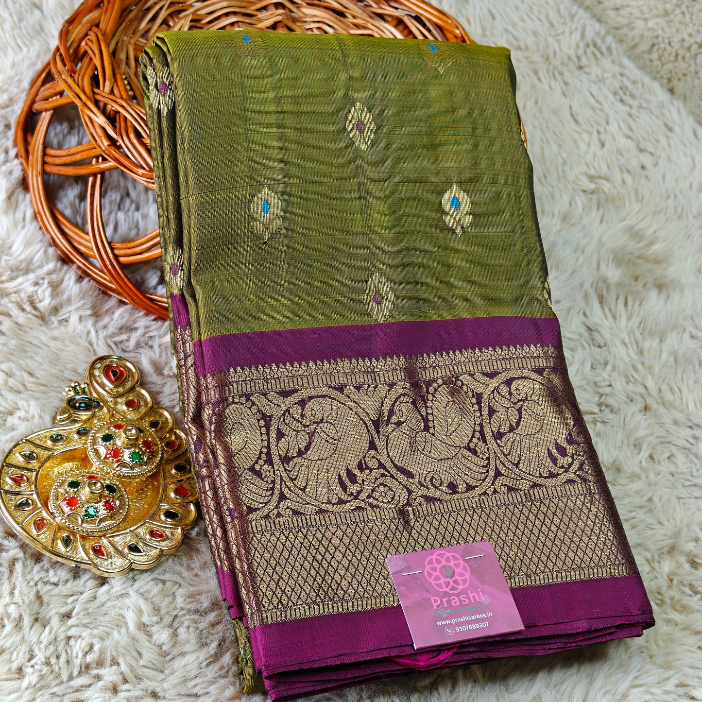 Mehandi green pure silk kanchi butta saree