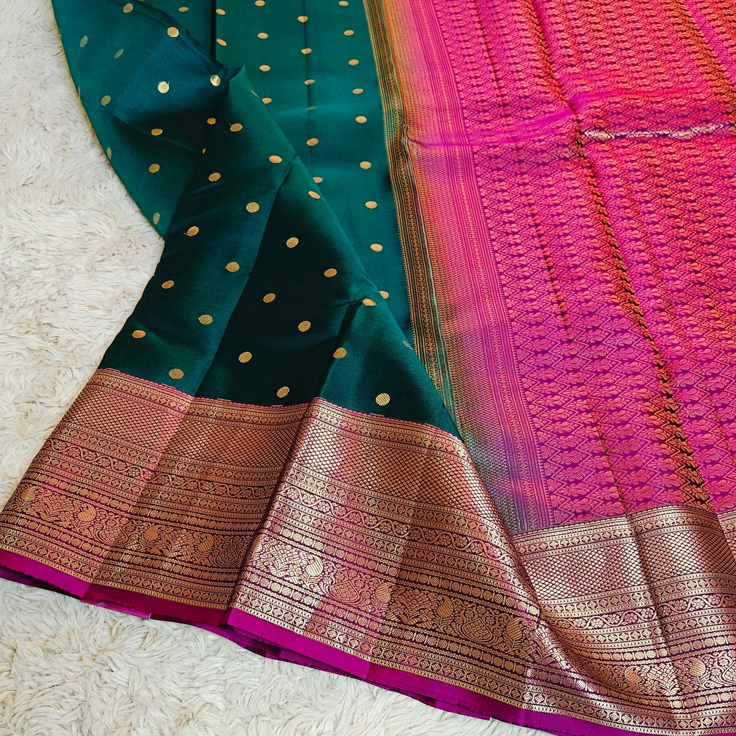 Bottle green Pure silk kanchi butta saree