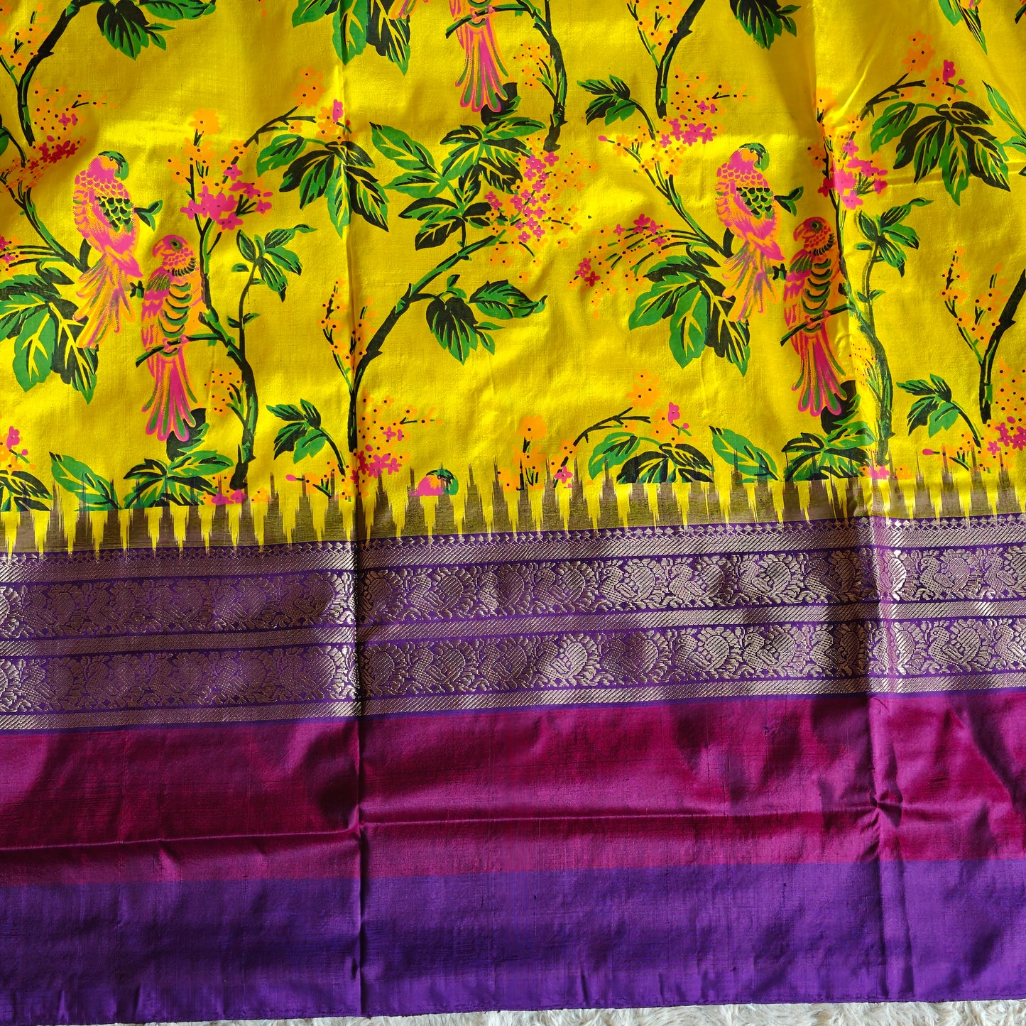 Yellow Handloom Pochampalli Ikkat silk saree