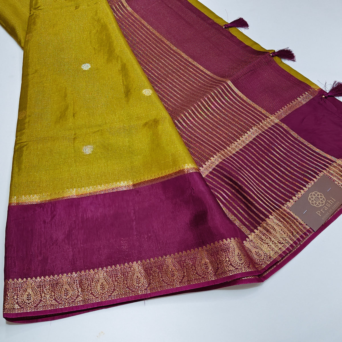 Mehandi green dola silk saree