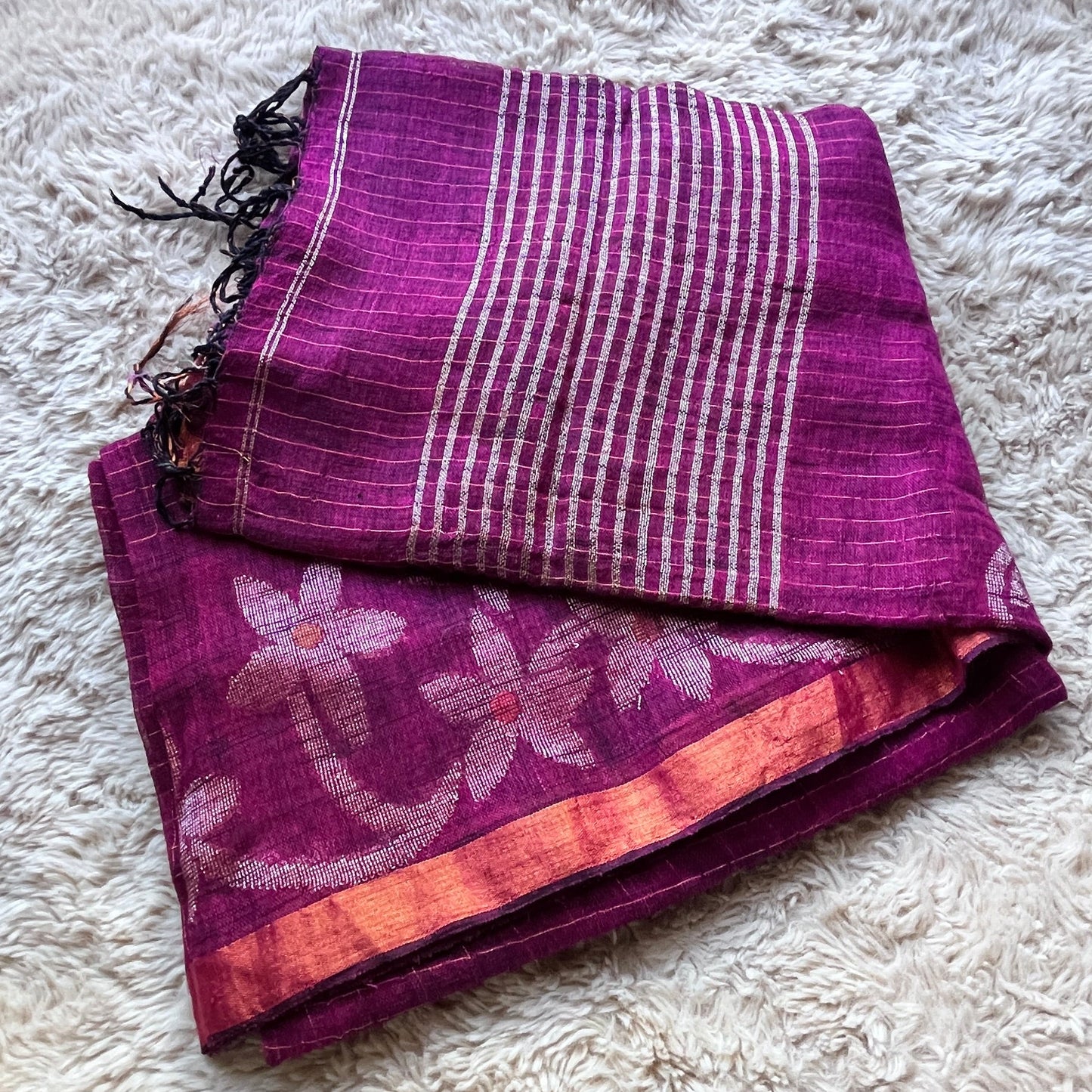 Magenta pink handloom pure linen jamdani saree