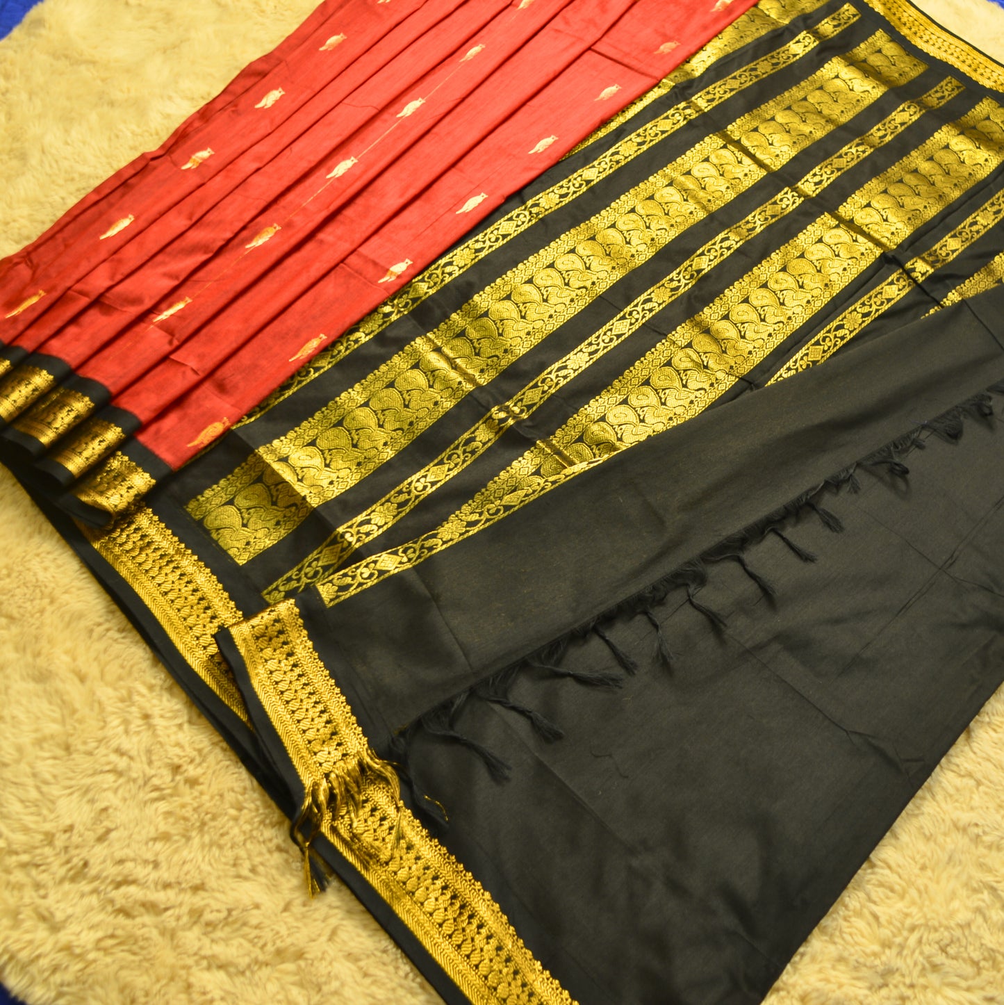maroon with black contrast kalyani cotton border saree